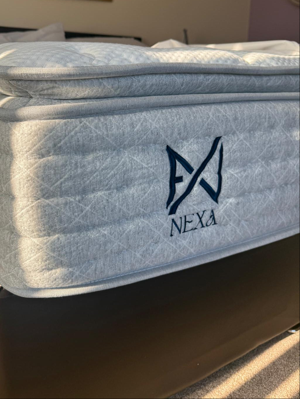 Nexa PLUSH 32CM 2000 Pocket spring Mattress (Superior Deluxe)
